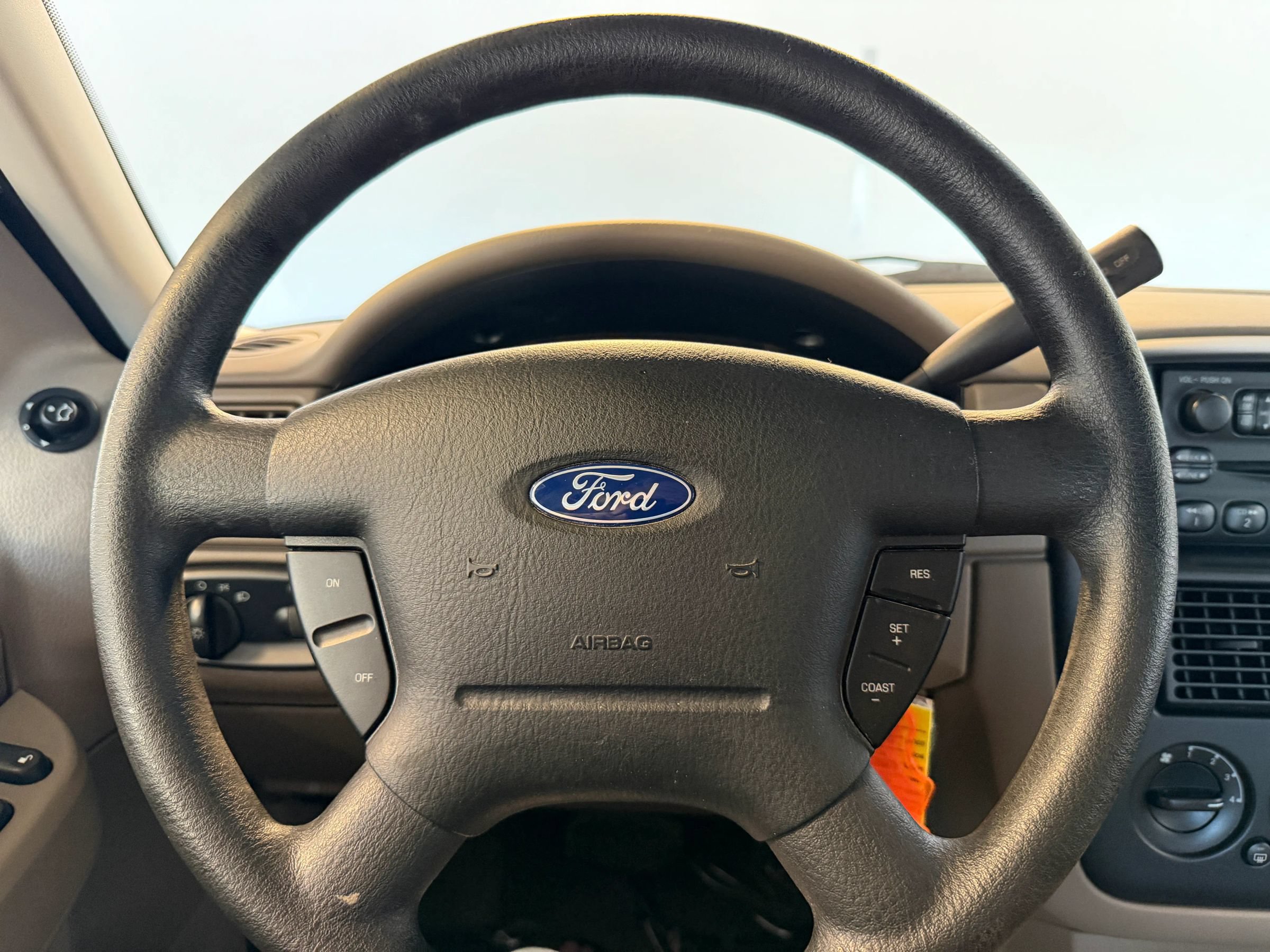 Used 2002 Ford Explorer XLS RWD image 12