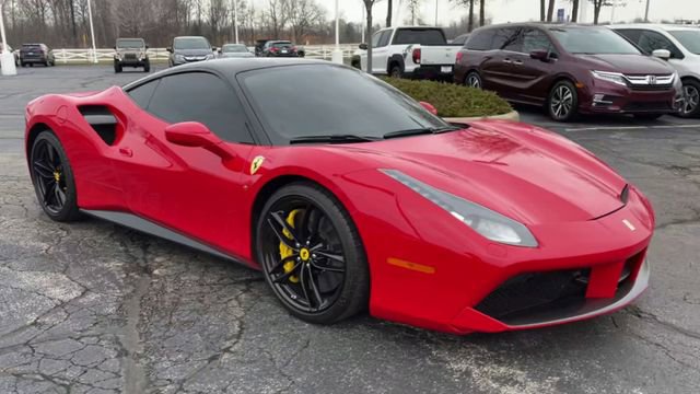 Used 2018 Ferrari 488 GTB RWD image 2