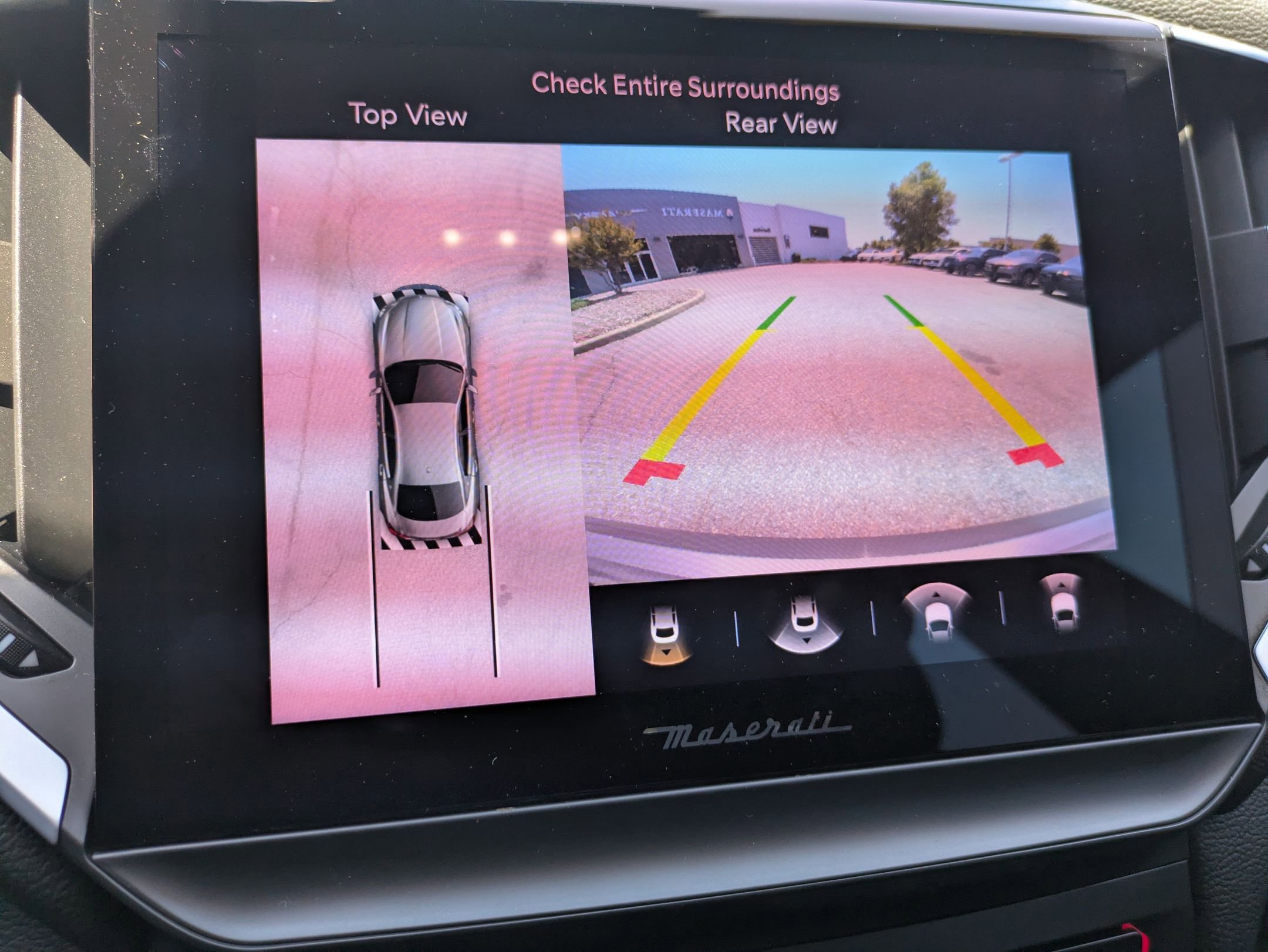 Certified 2022 Maserati Ghibli Modena Q4 AWD/4WD image 19