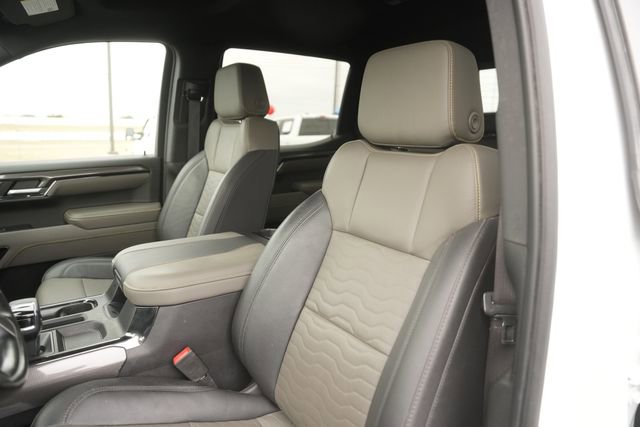 Used 2023 Chevrolet Silverado 1500 ZR2 w/ Technology Package image 10