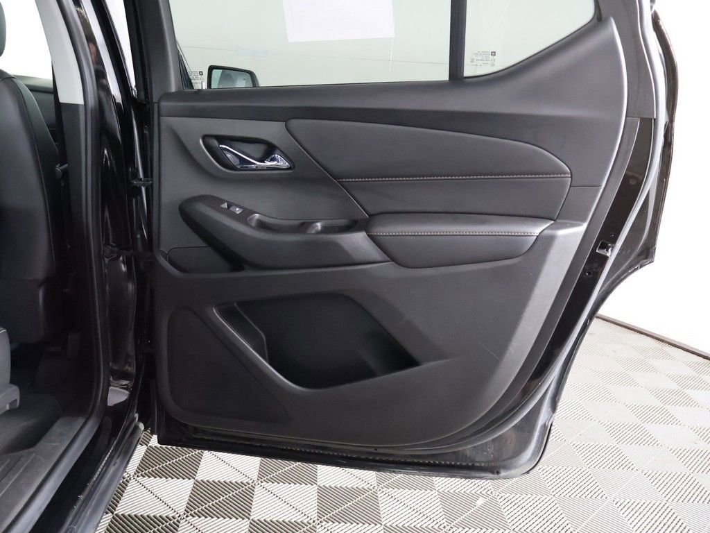 Used 2020 Chevrolet Traverse LT AWD/4WD image 24