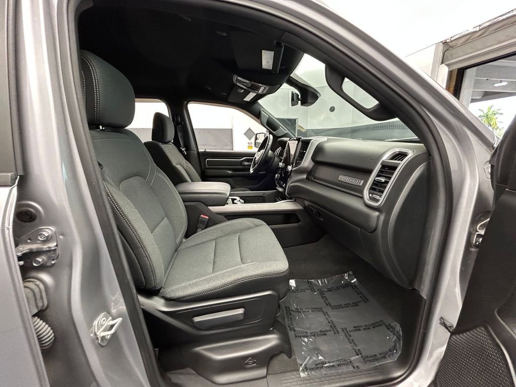 Used 2022 RAM 1500 Big Horn w/ Night Edition RWD image 48