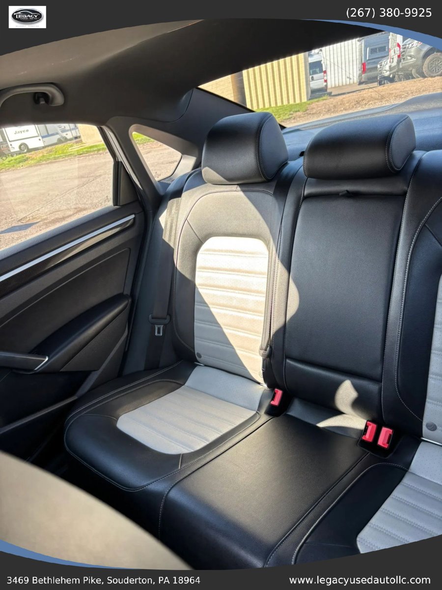 Used 2018 Volkswagen Passat GT FWD image 40