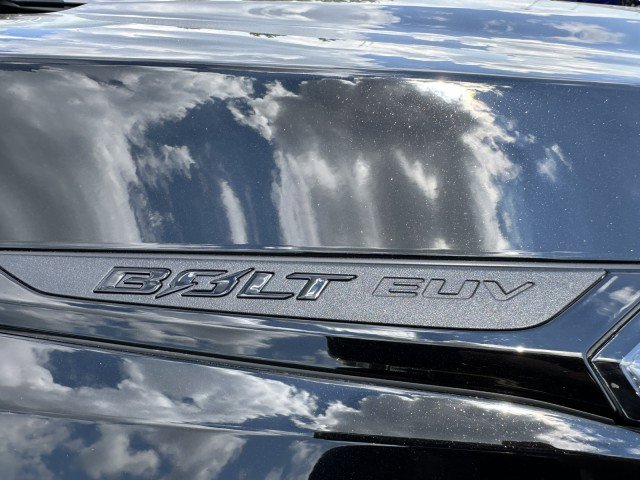 Used 2023 Chevrolet Bolt EUV Premier image 4