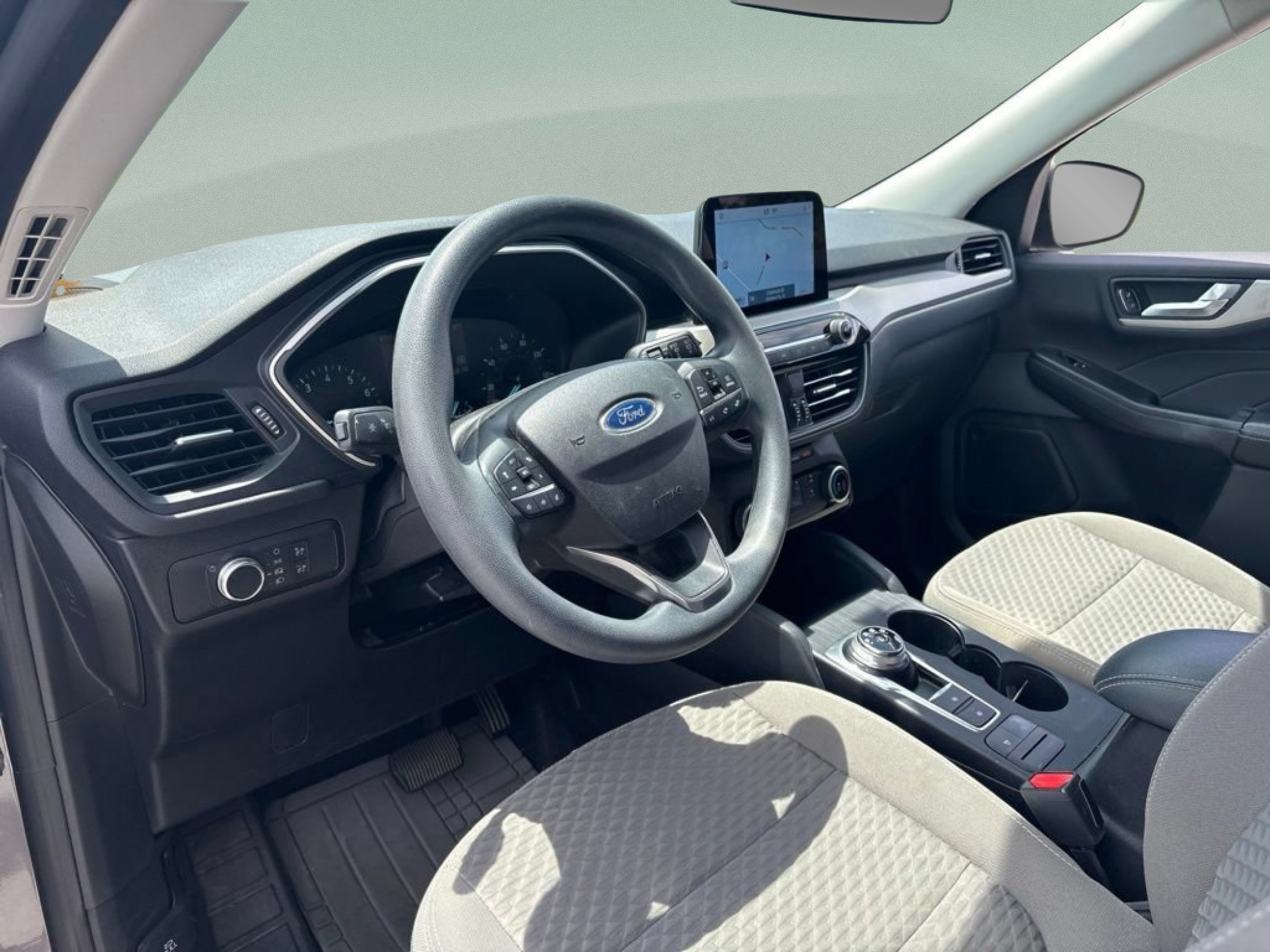 Used 2021 Ford Escape SE w/ SE Sport Appearance Package FWD image 16
