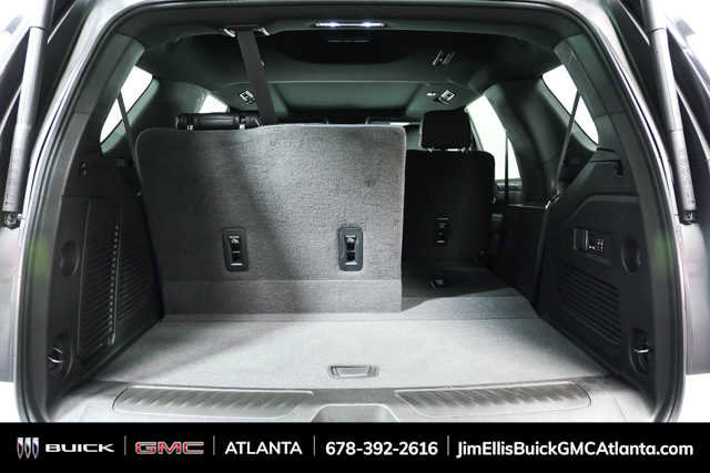 Used 2023 GMC Yukon SLT w/ SLT Premium Package image 28