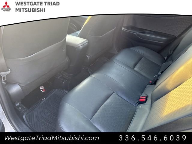 Used 2020 Toyota C-HR LE image 6