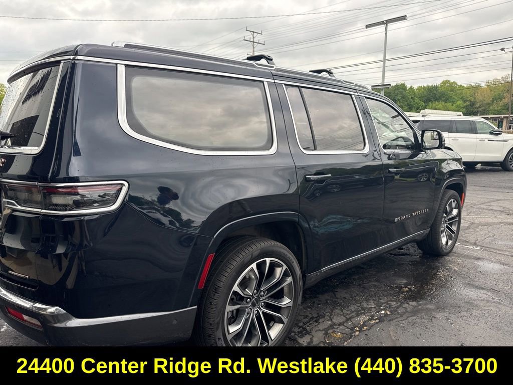 Used 2022 Jeep Grand Wagoneer Series III AWD/4WD image 9