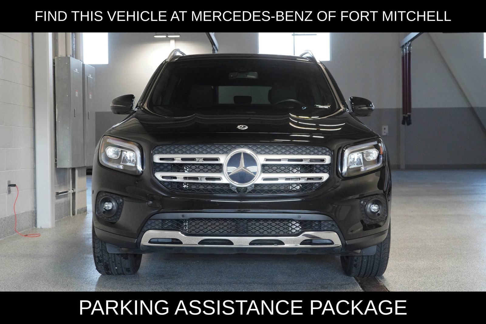 Used 2023 Mercedes-Benz GLB 250 4MATIC image 2