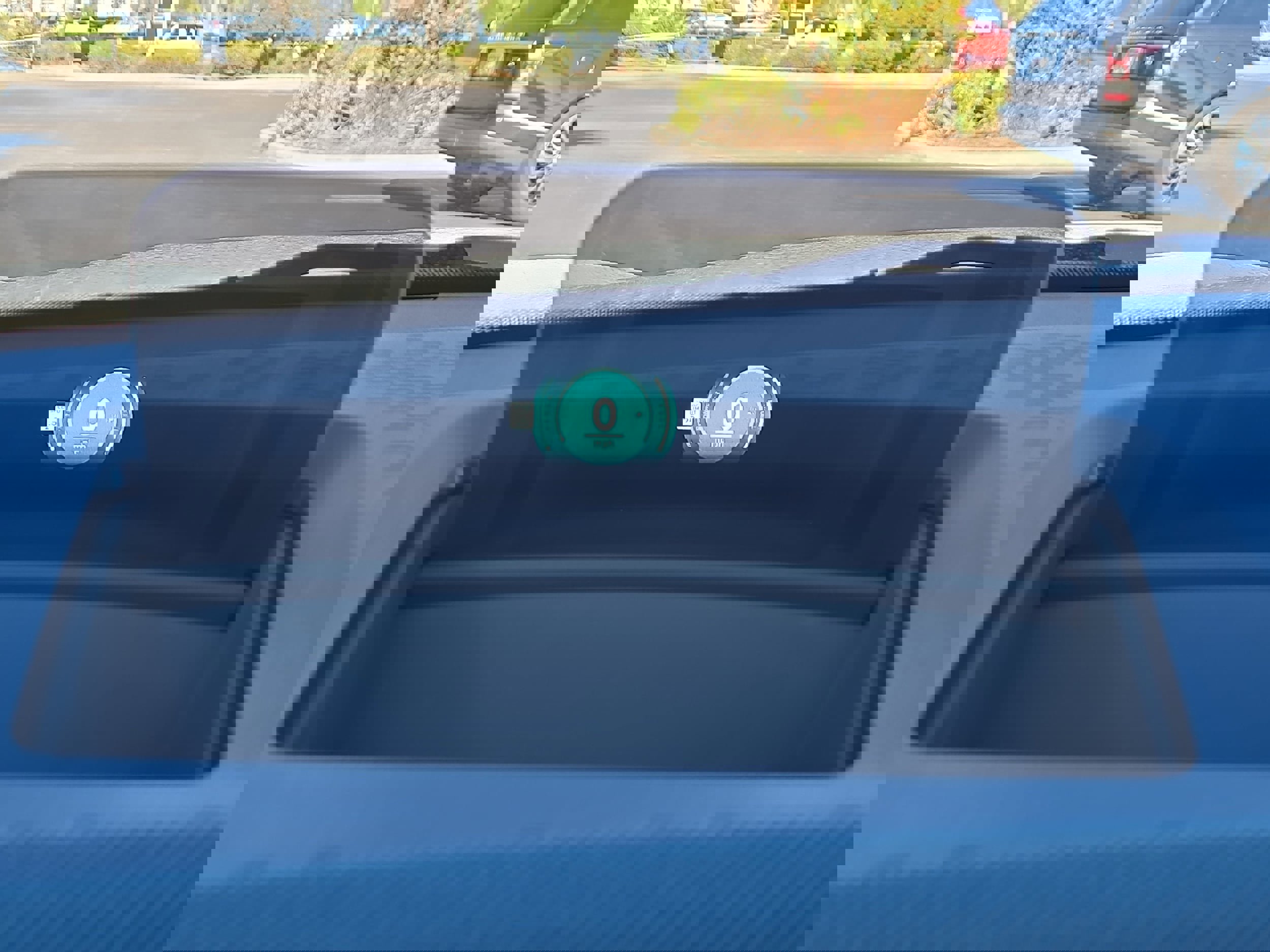 Certified 2025 MINI Cooper Countryman S w/ Comfort Package Max image 28