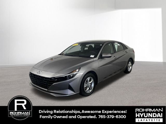 Used 2023 Hyundai Elantra SE w/ Preferred Accessory Package