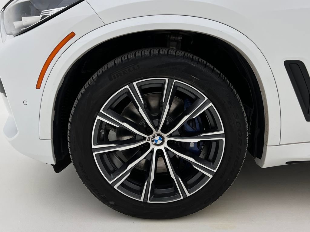 Used 2021 BMW X5 xDrive40i w/ M Sport Package image 26