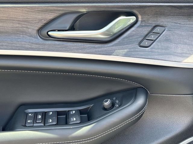 New 2026 Jeep Grand Cherokee Limited AWD/4WD image 17