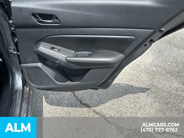 Used 2025 Nissan Altima 2.5 SV FWD image 18