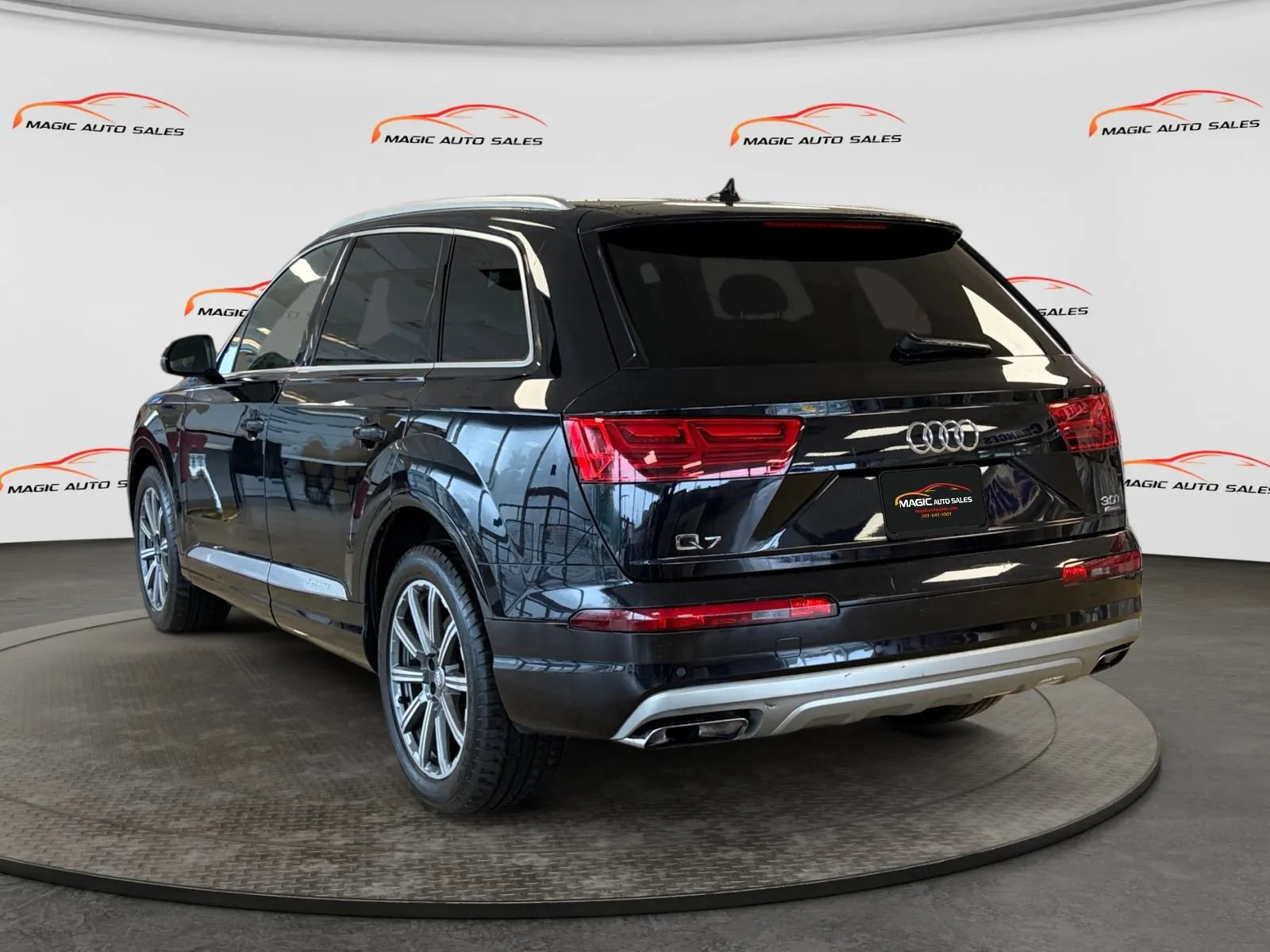 Used 2017 Audi Q7 3.0T Premium Plus AWD/4WD image 8