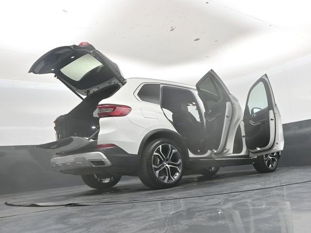Used 2020 BMW X5 sDrive40i w/ Premium Package RWD image 54
