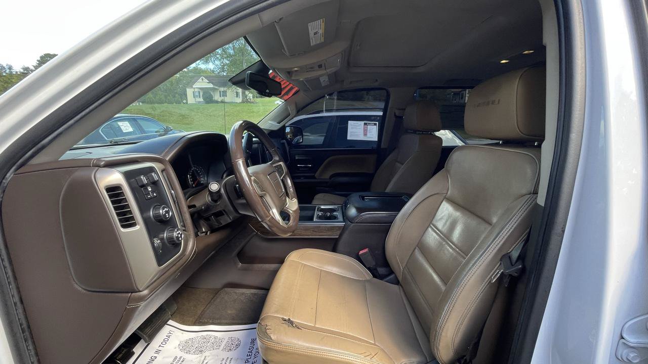 Used 2017 GMC Sierra 1500 Denali w/ Denali Ultimate Package AWD/4WD image 17
