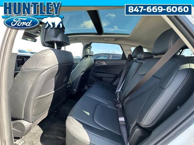 Used 2023 Kia Sportage EX w/ EX Premium Package image 14