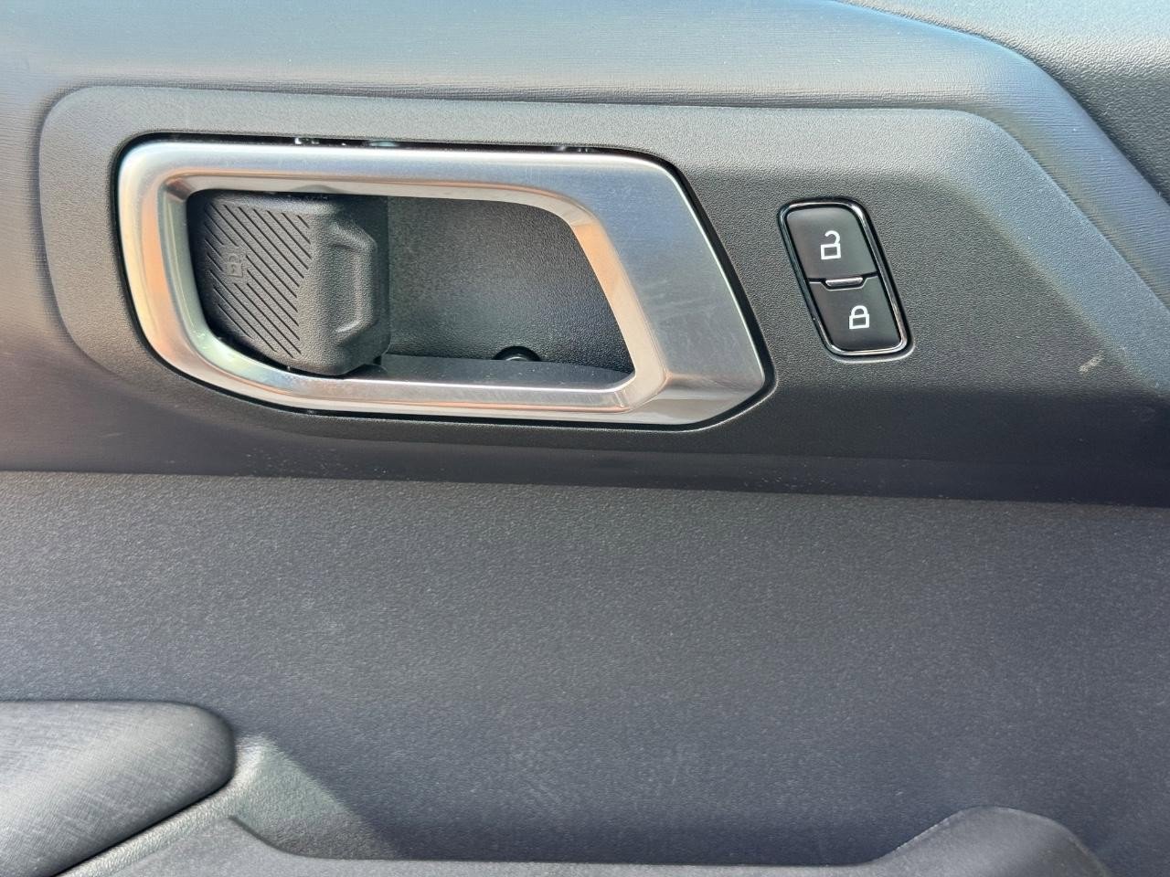 New 2025 Ford Bronco Outer Banks image 17