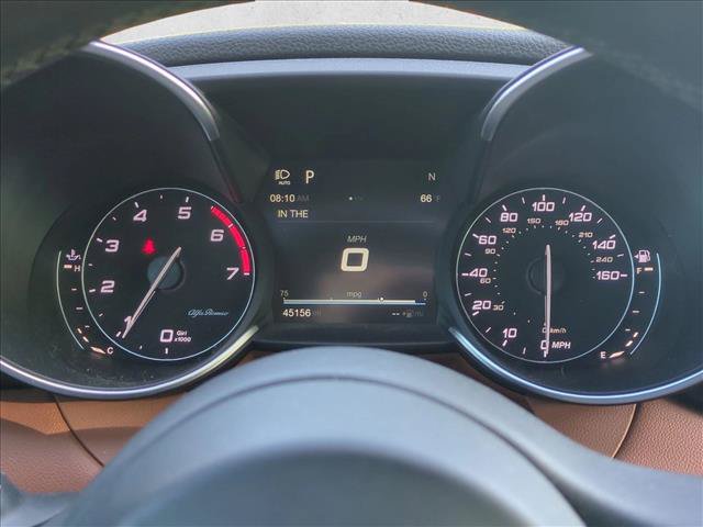 Used 2017 Alfa Romeo Giulia AWD image 11