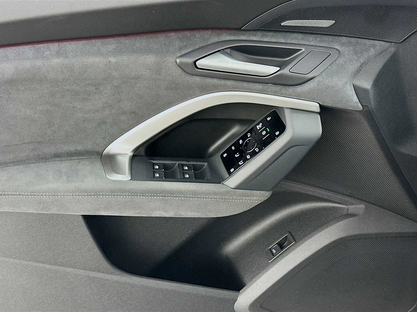 New 2026 Audi SQ5 Premium Plus AWD/4WD image 16