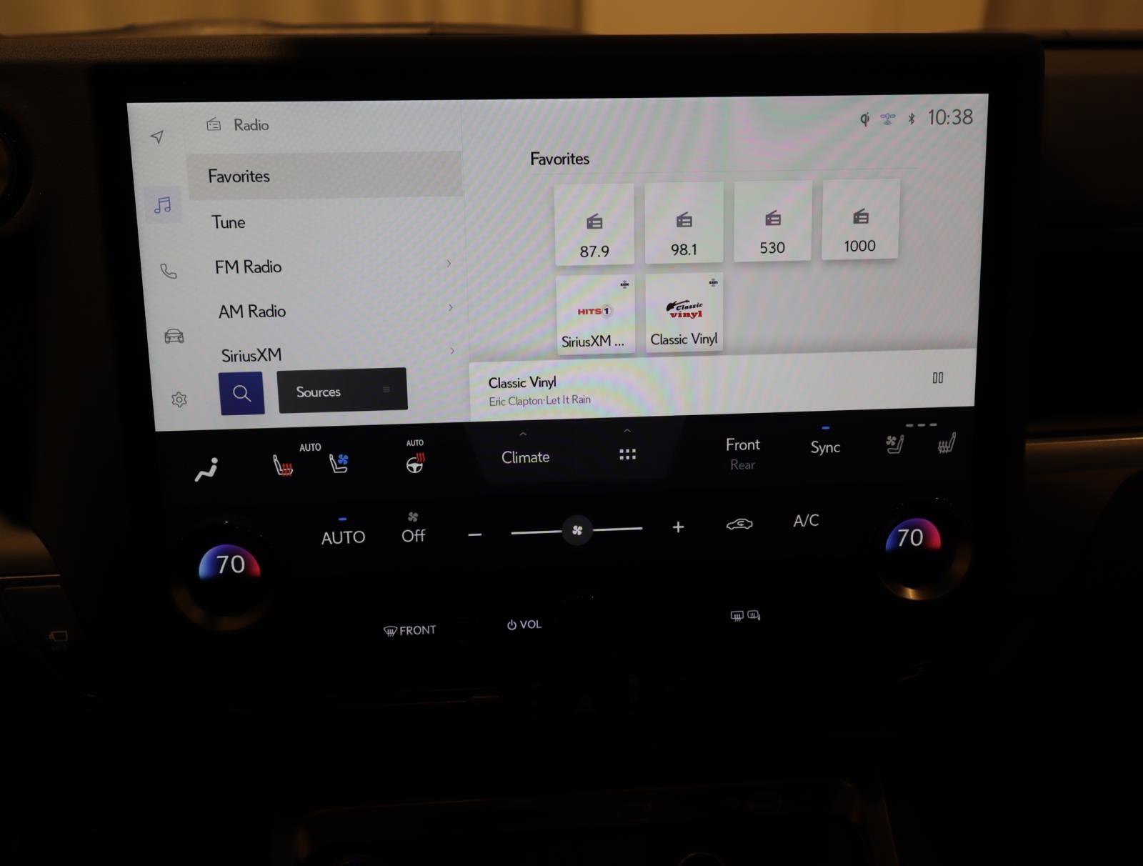 Used 2024 Lexus GX 550 w/ Accessory Package (Z1) image 38