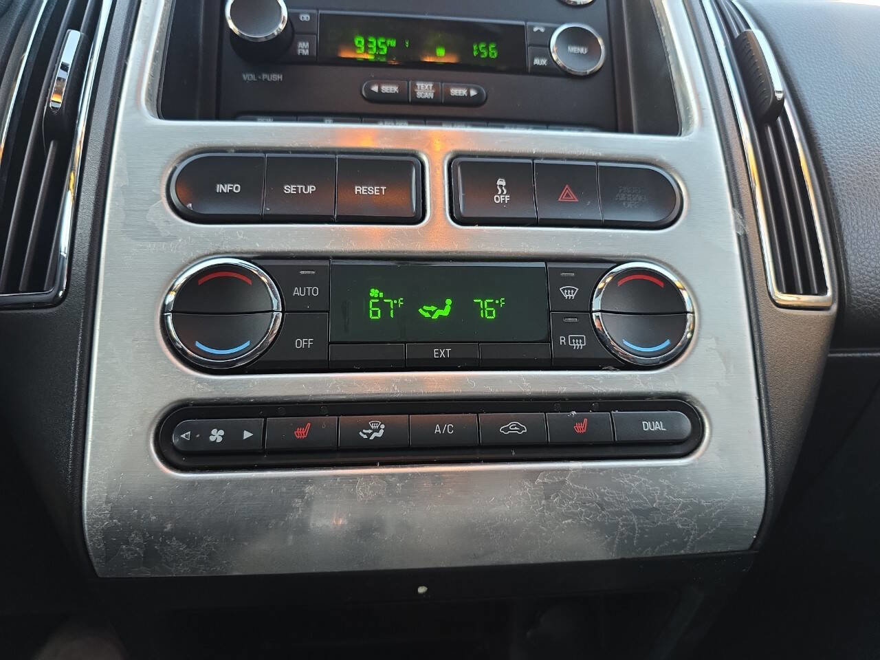 Used 2009 Ford Edge Limited image 16