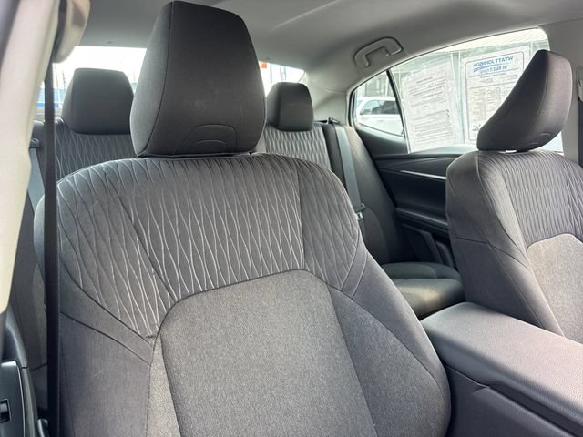 Used 2025 Toyota Camry LE w/ Convenience Package FWD image 27