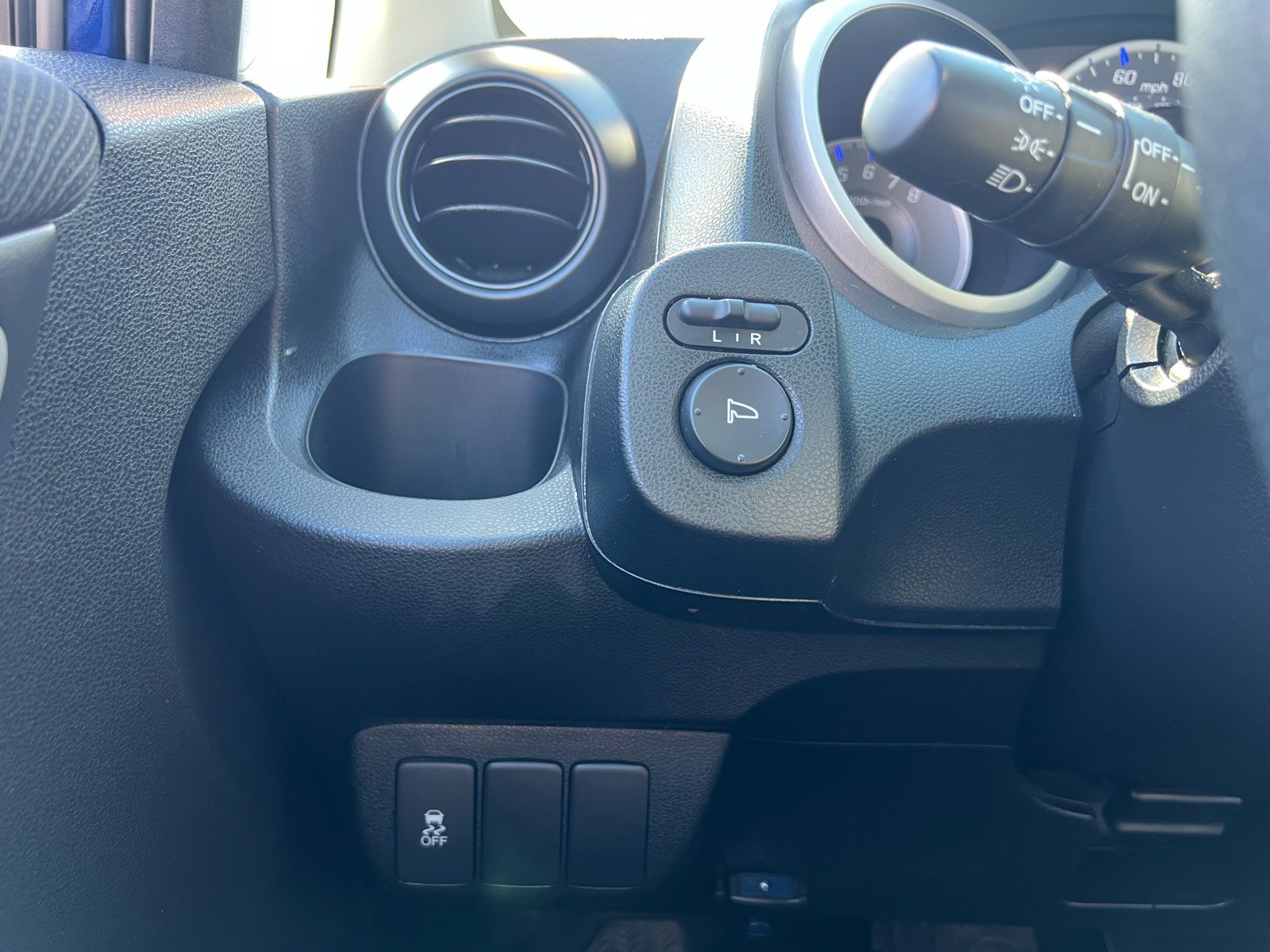 Used 2011 Honda Fit Sport image 23