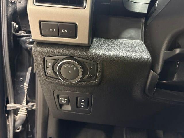 Used 2018 Ford F150 Lariat w/ Equipment Group 501A Mid AWD/4WD image 15