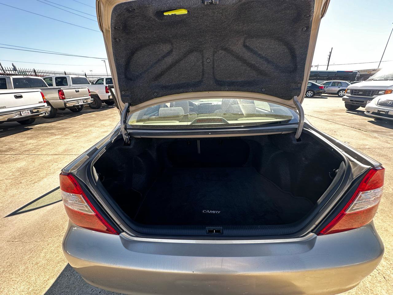 Used 2003 Toyota Camry LE FWD image 20
