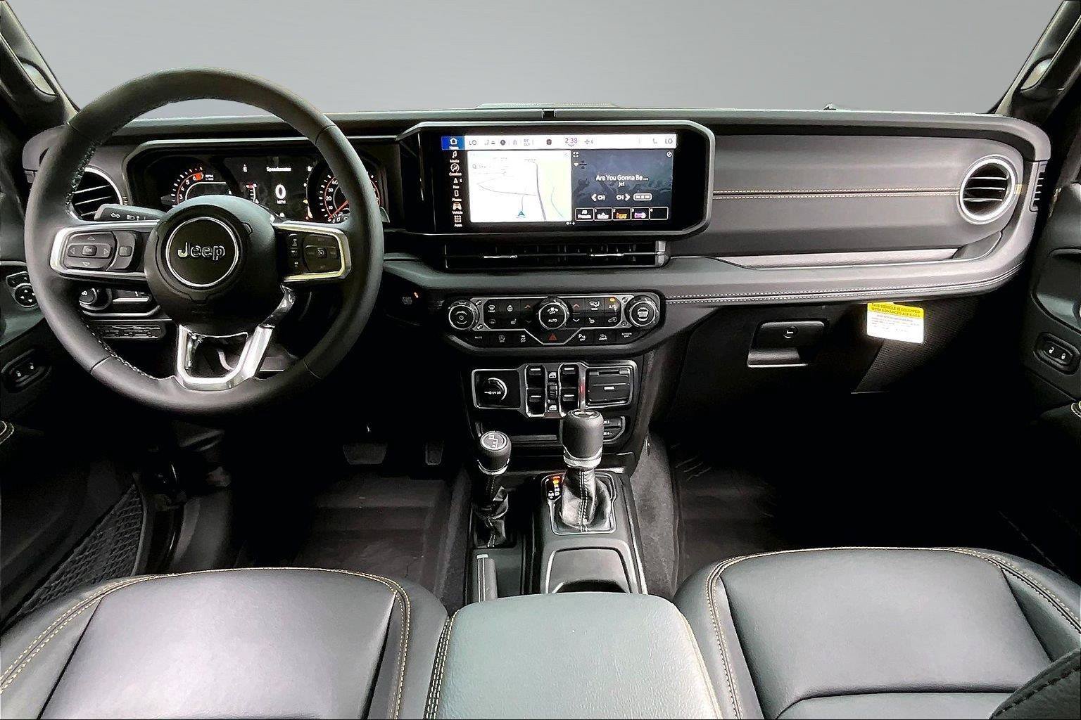 New 2026 Jeep Wrangler Unlimited Sahara AWD/4WD image 6