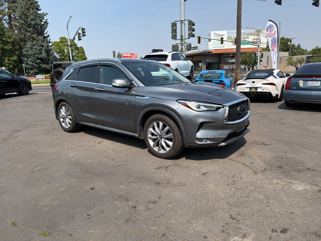 Used 2020 INFINITI QX50 Luxe w/ Navigation Package AWD/4WD image 10