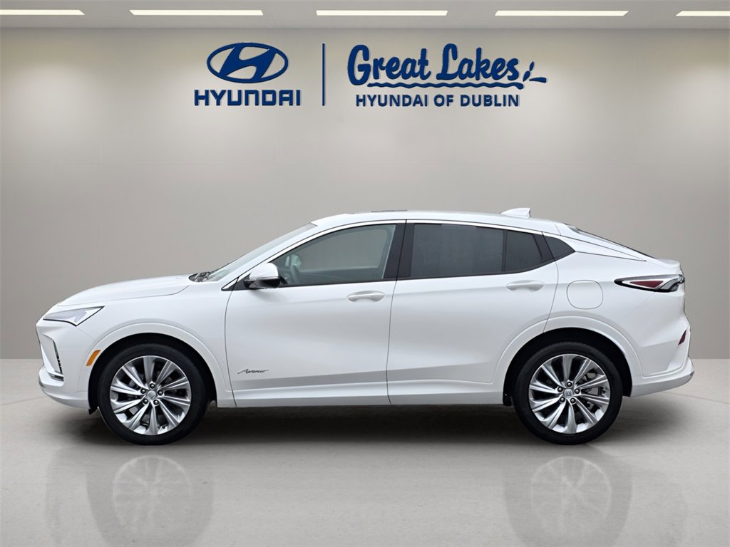 Used 2024 Buick Envista Avenir image 2