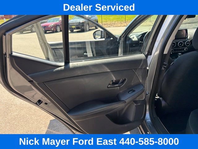 Used 2024 Nissan Sentra SV FWD image 14