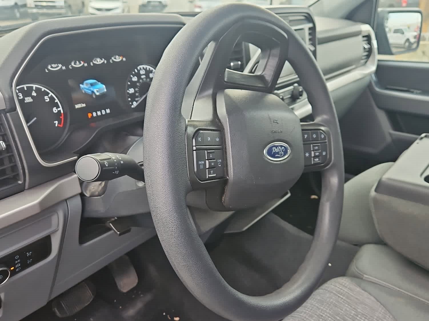 Used 2023 Ford F150 XLT image 2