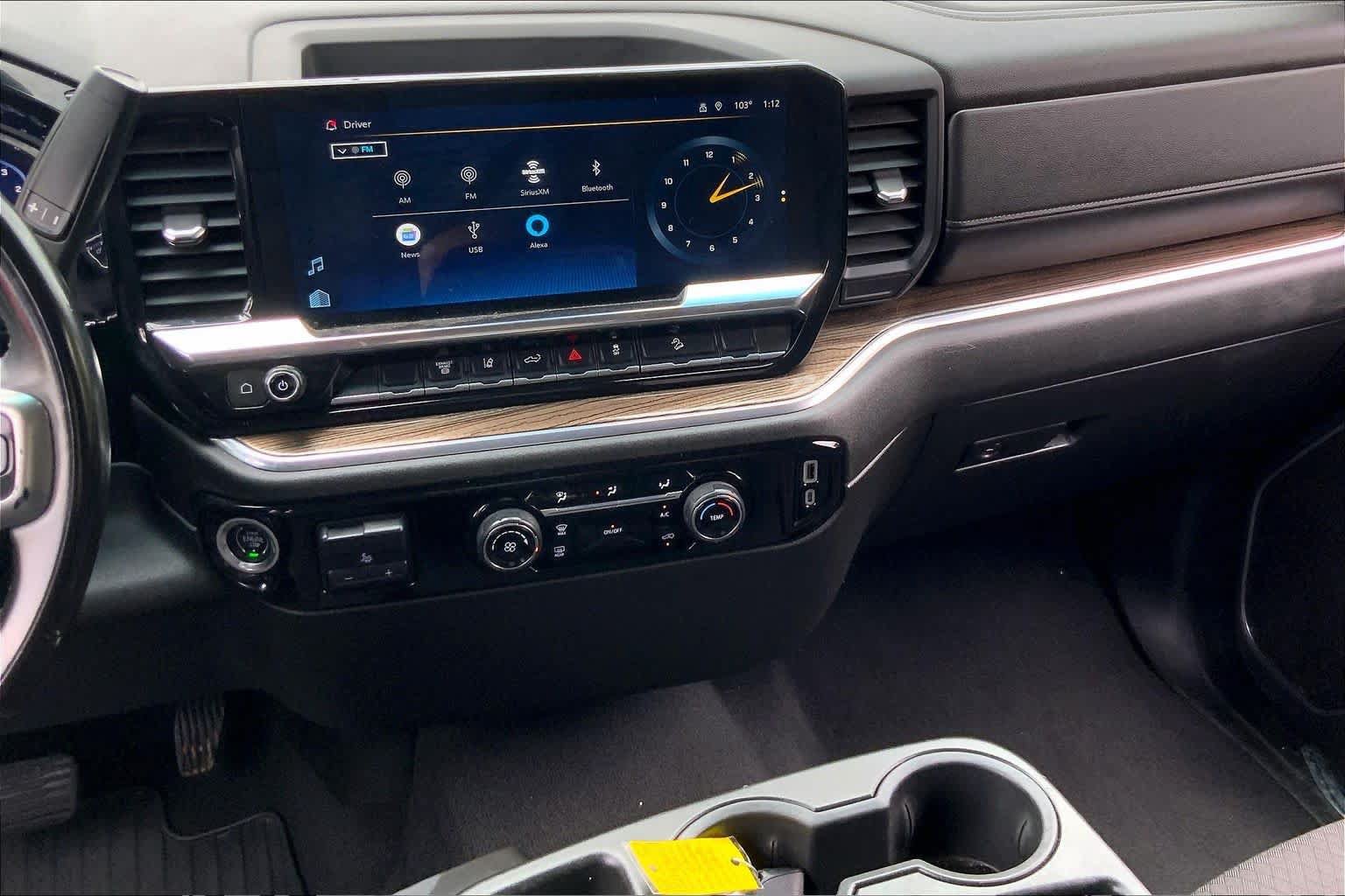 Used 2024 Chevrolet Silverado 2500 LT AWD/4WD image 7