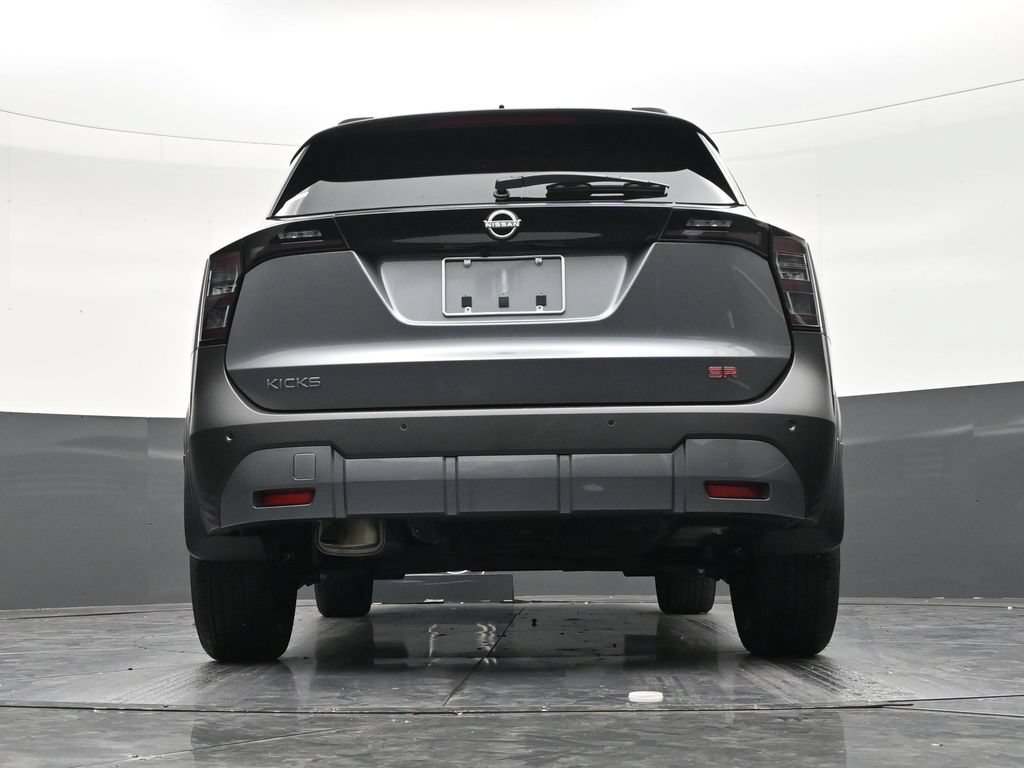 Used 2026 Nissan Kicks SR FWD image 24