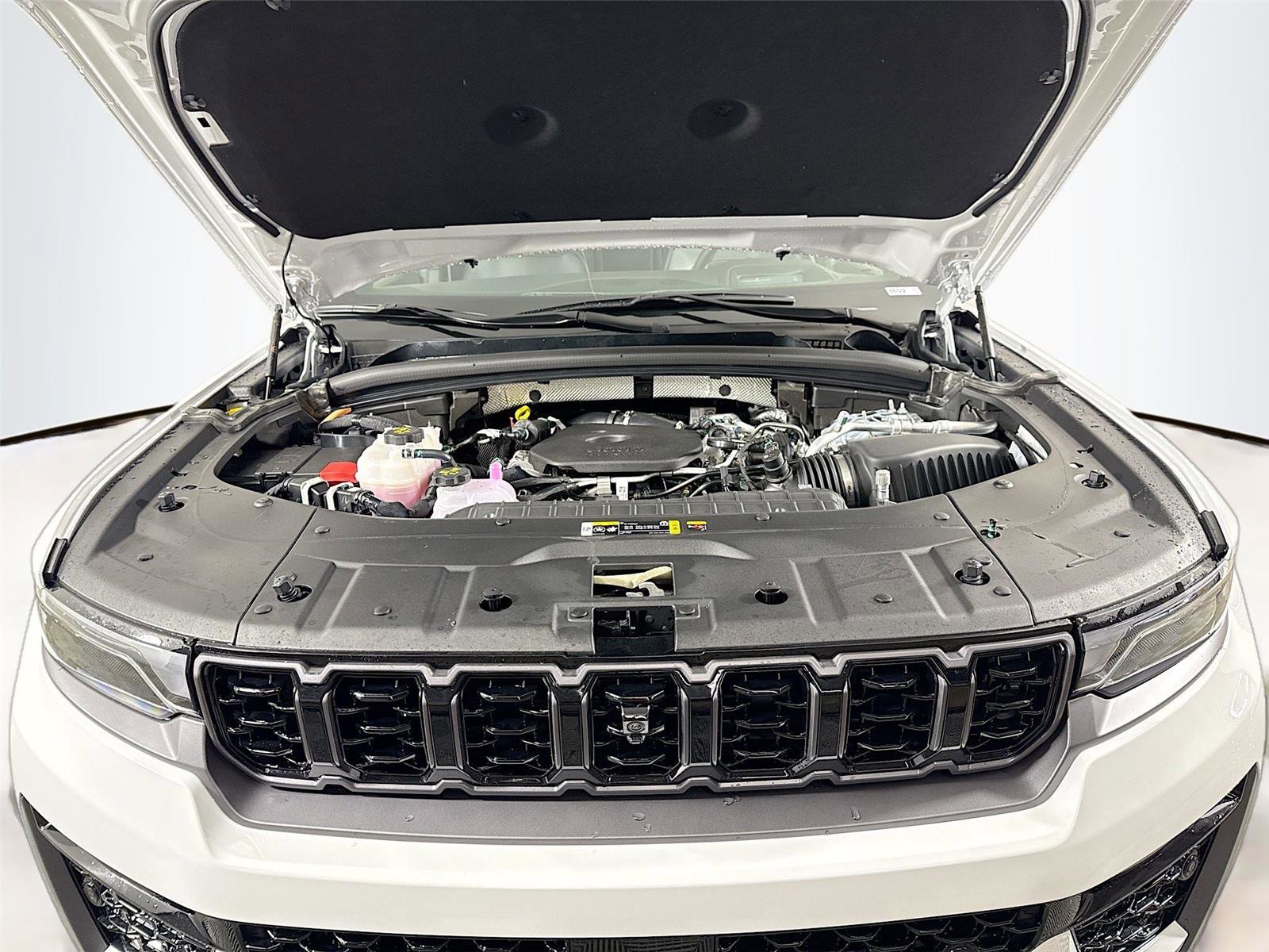 New 2026 Jeep Grand Cherokee Limited Reserve image 26