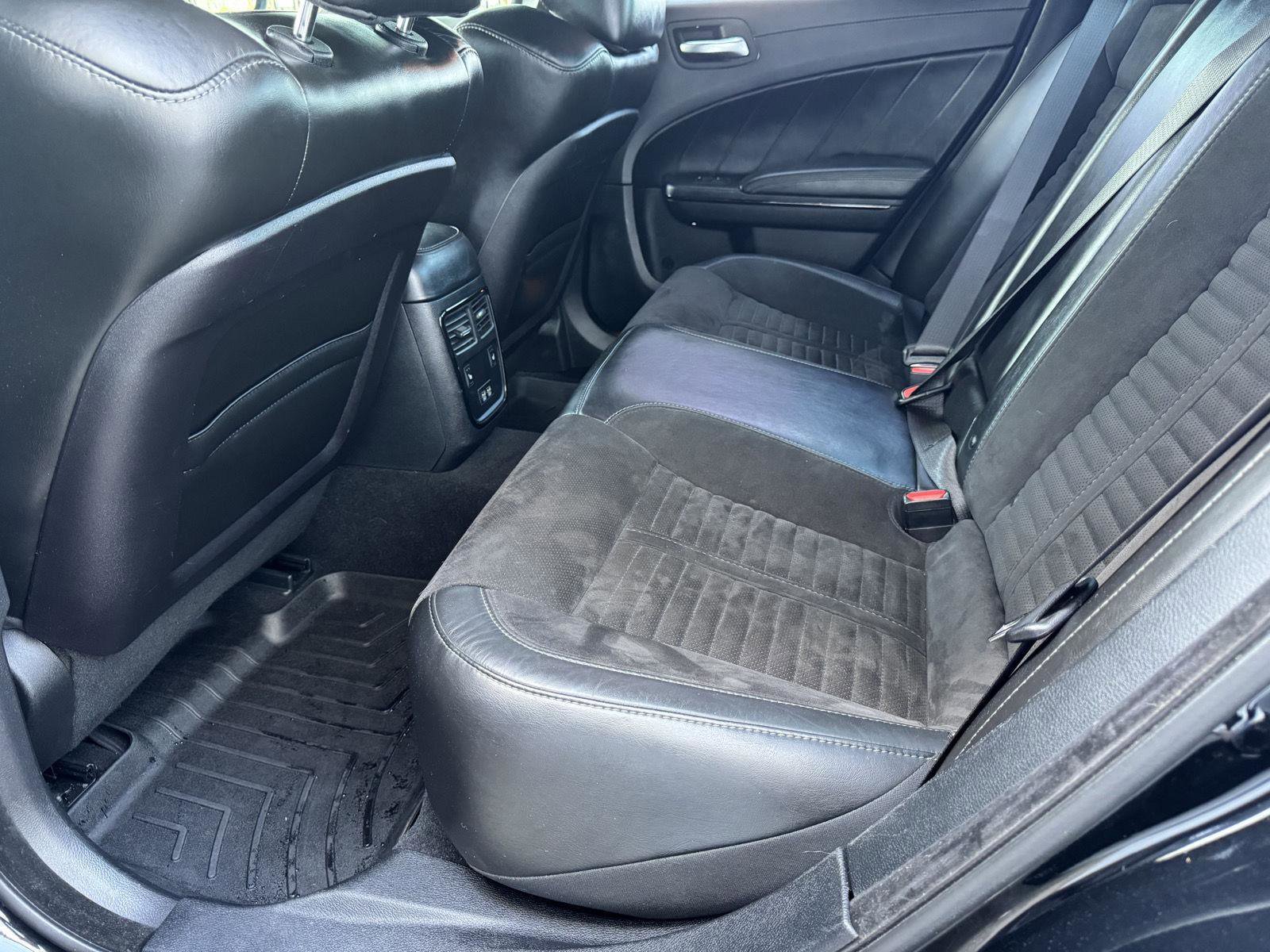 Used 2020 Dodge Charger Scat Pack w/ Daytona Edition Group image 16