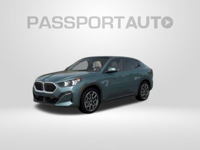 Used 2025 BMW X2 xDrive28i w/ Technology Package AWD/4WD image 1
