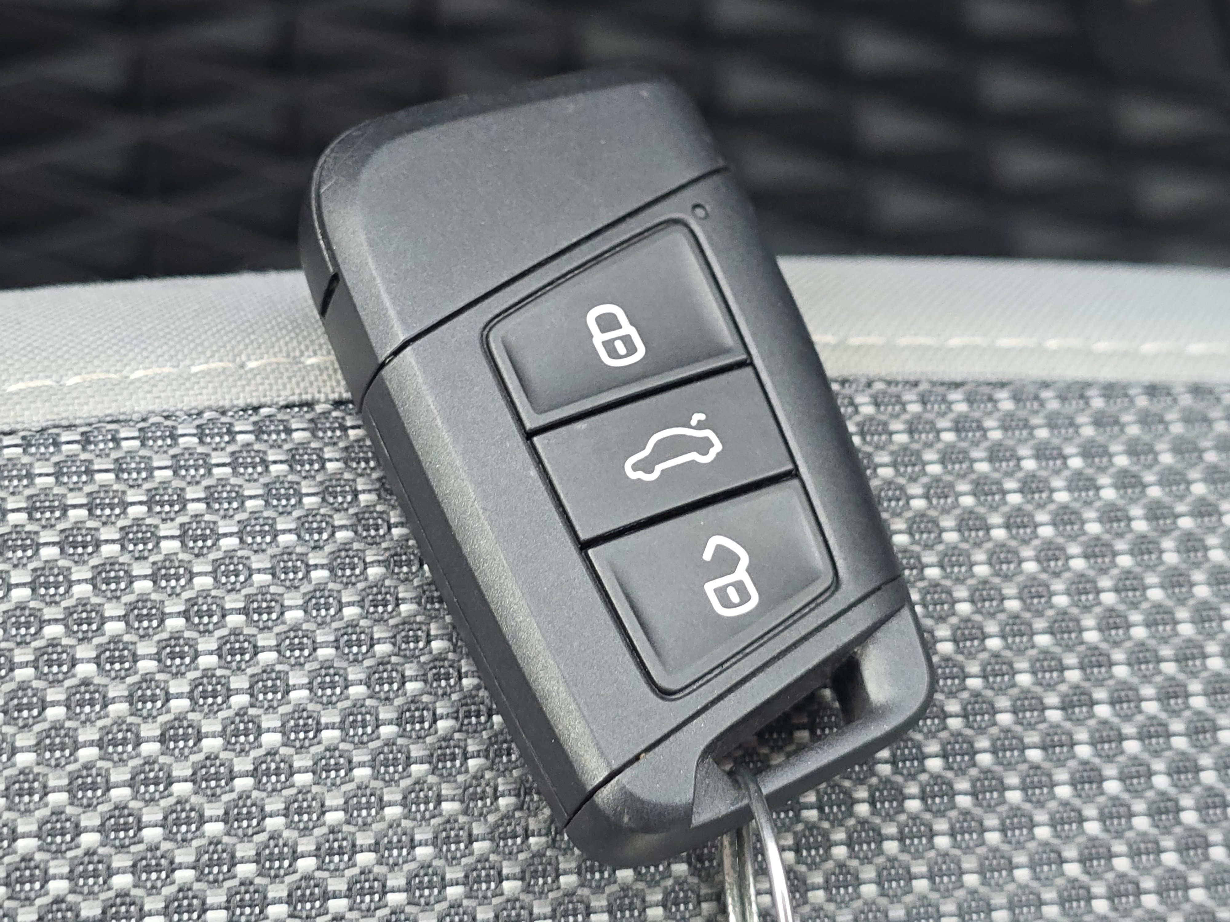 Certified 2024 Volkswagen Taos S FWD image 27