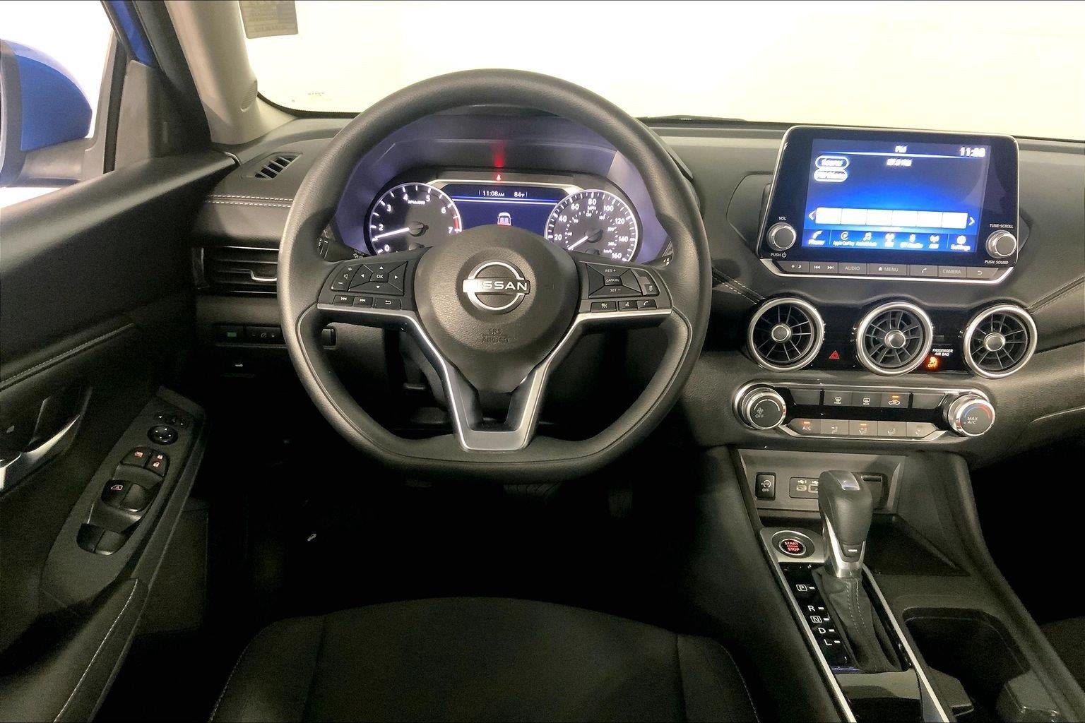 Used 2025 Nissan Sentra SV FWD image 5