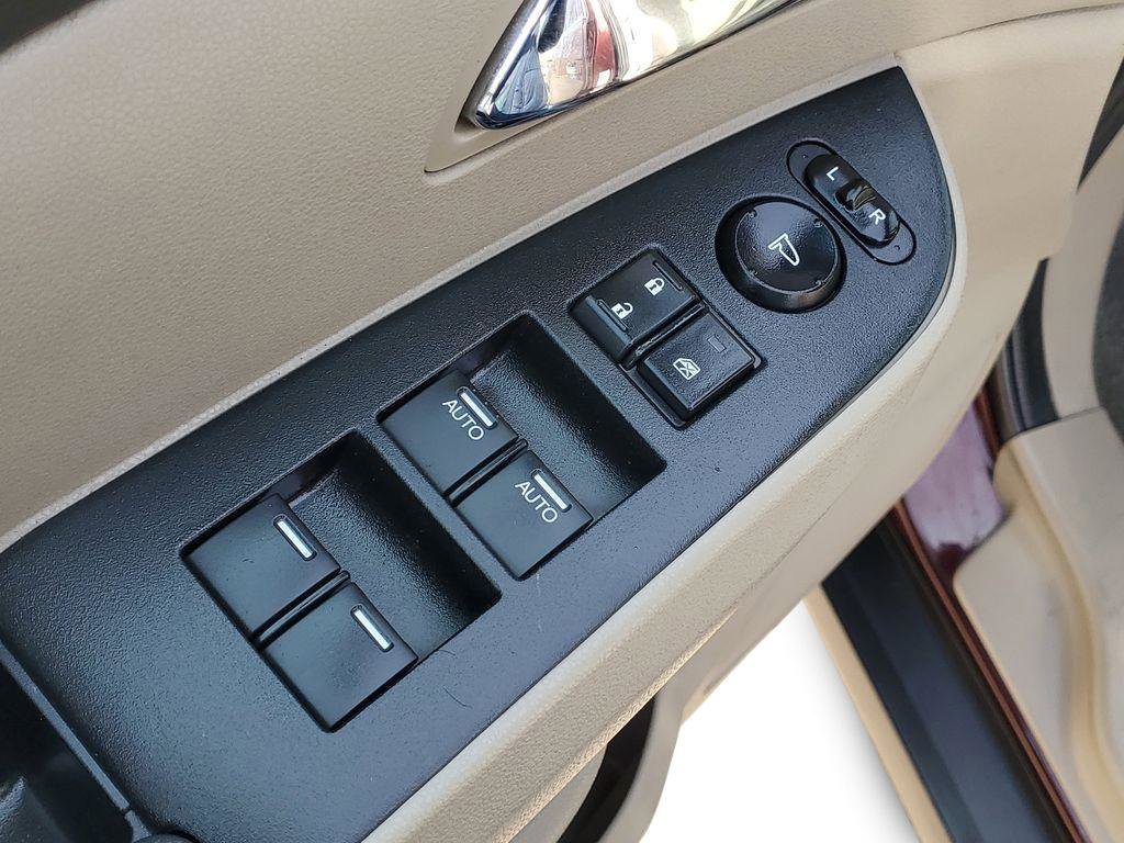 Used 2015 Honda Odyssey EX-L image 12