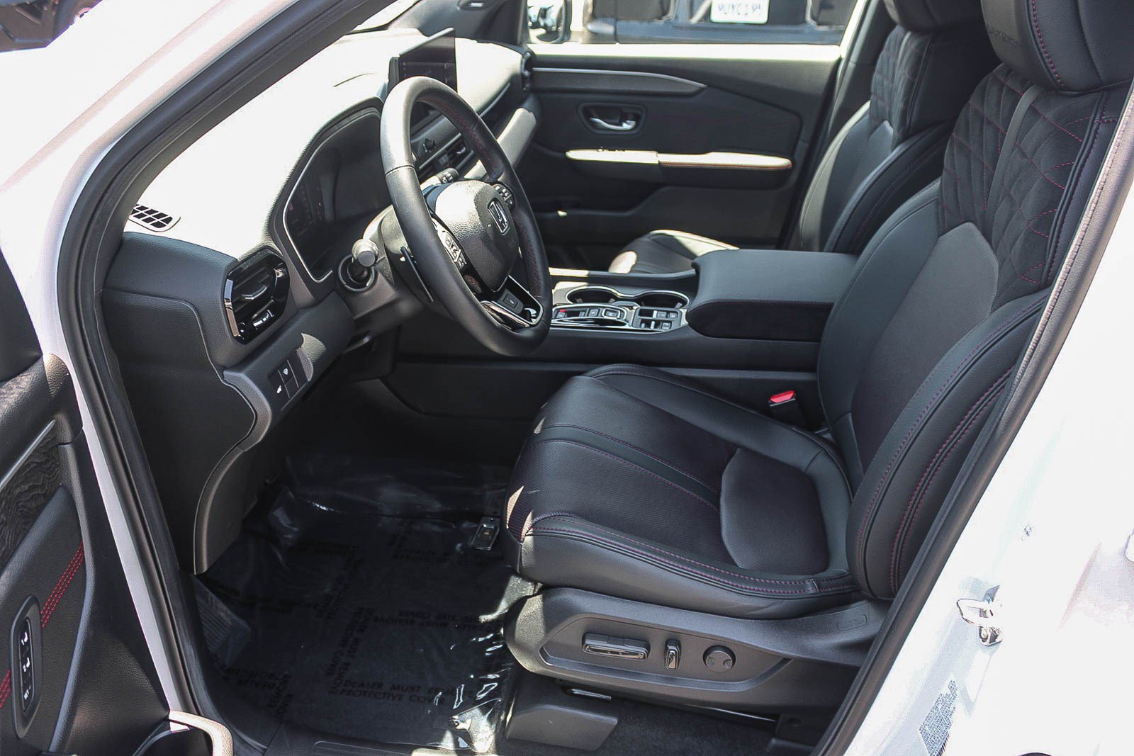 Used 2026 Honda Pilot Black Edition image 18