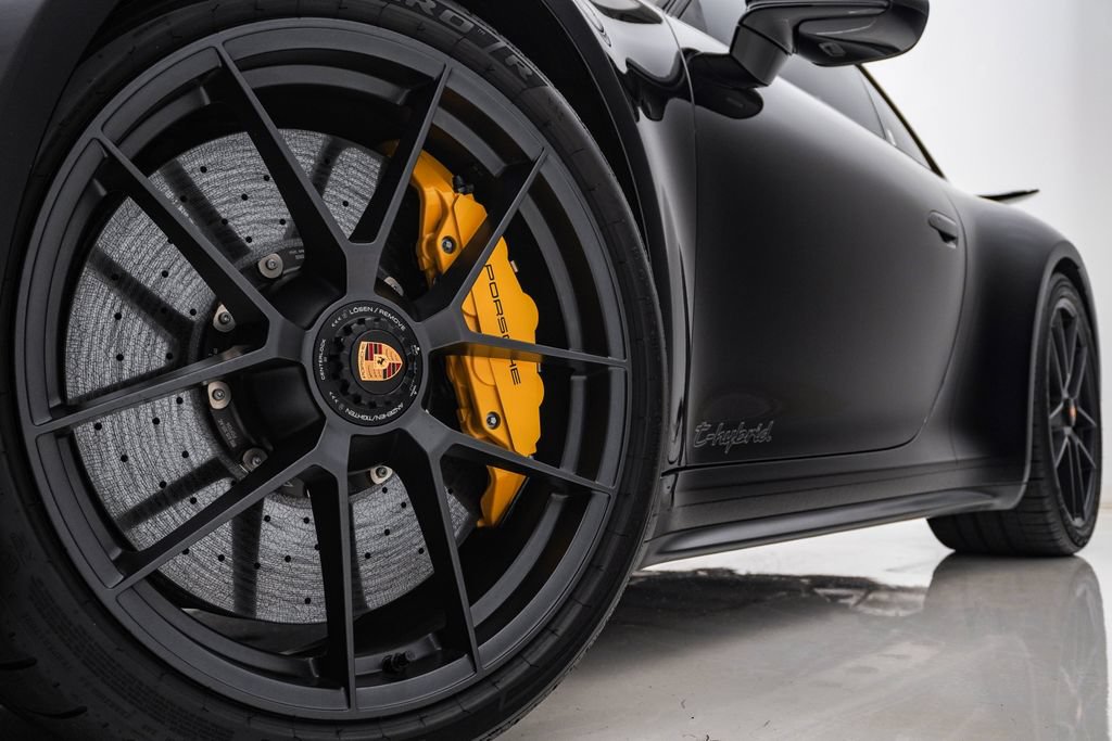 Used 2026 Porsche 911 Carrera GTS RWD image 5