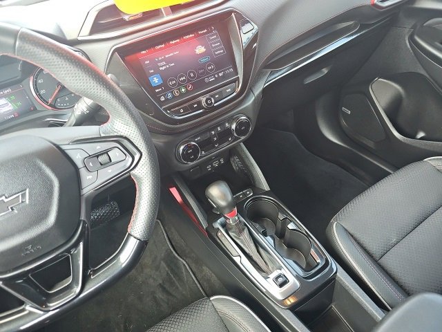 Used 2022 Chevrolet TrailBlazer RS w/ Technology Package image 21