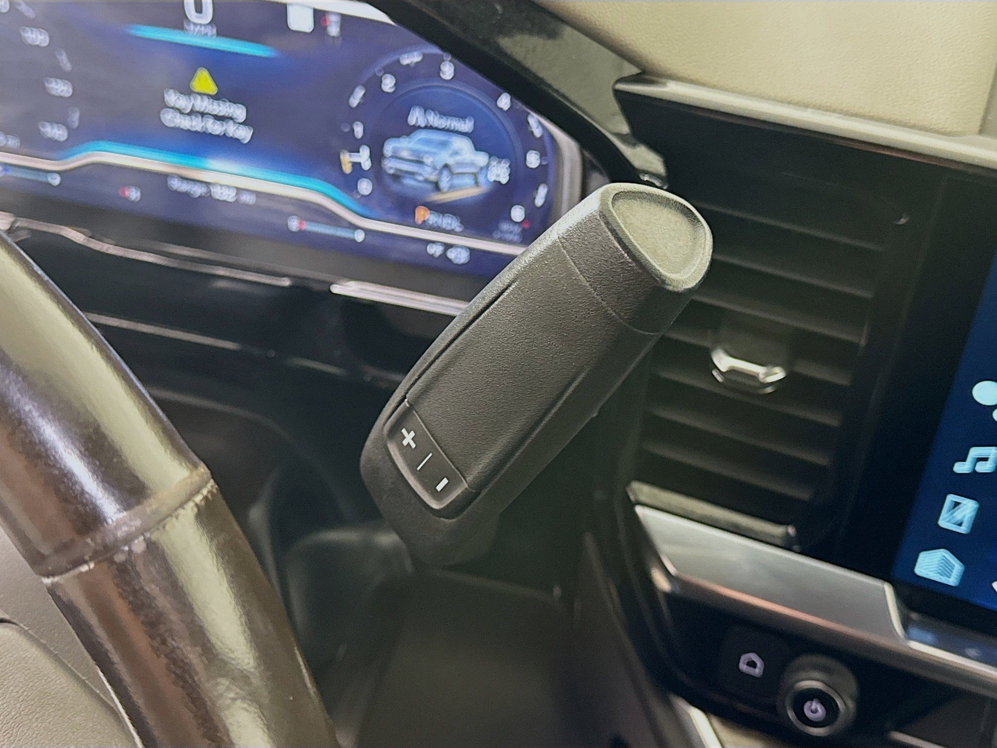 Used 2022 Chevrolet Silverado 1500 LT w/ Convenience Package II image 20