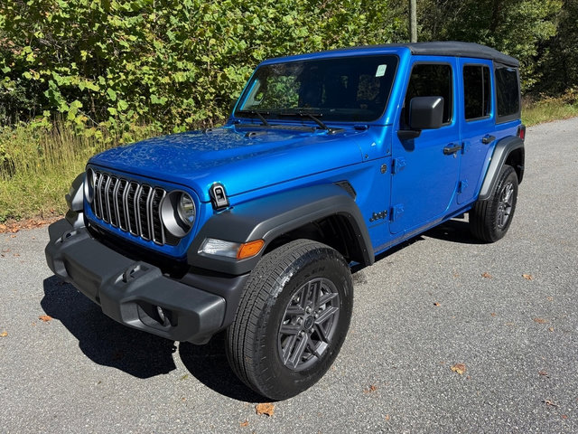 New 2025 Jeep Wrangler Unlimited Sport image 3