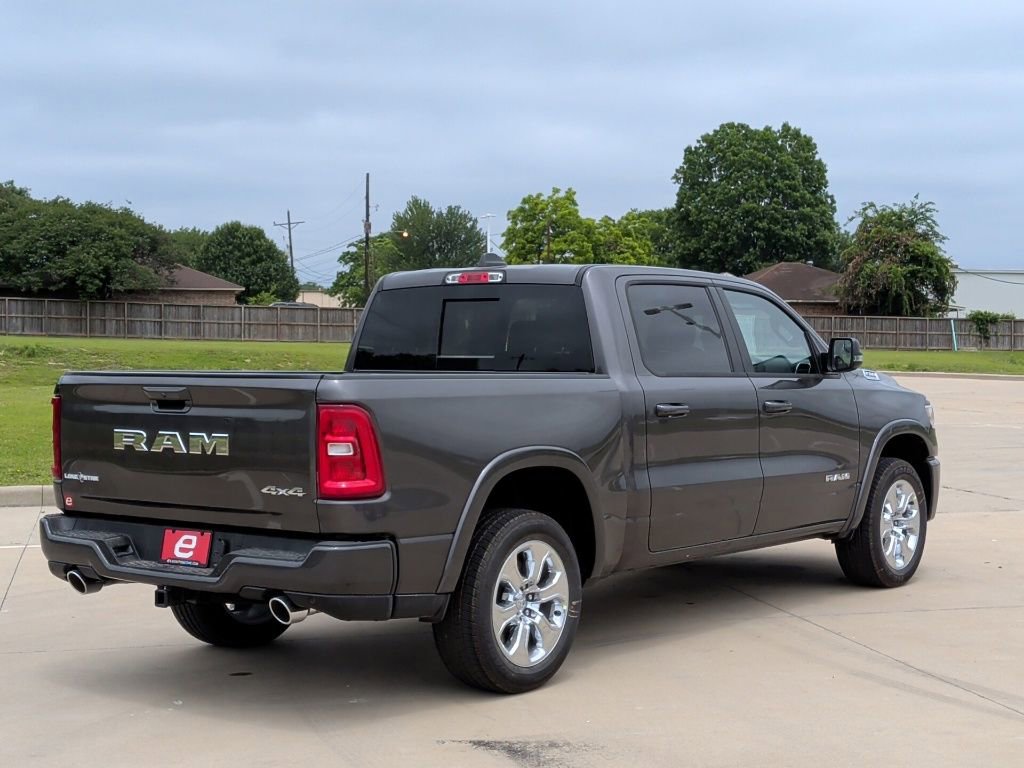 New 2026 RAM 1500 4x4 Crew Cab image 8
